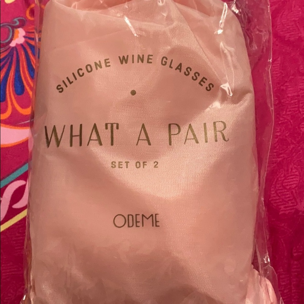 Silicone wine glasses